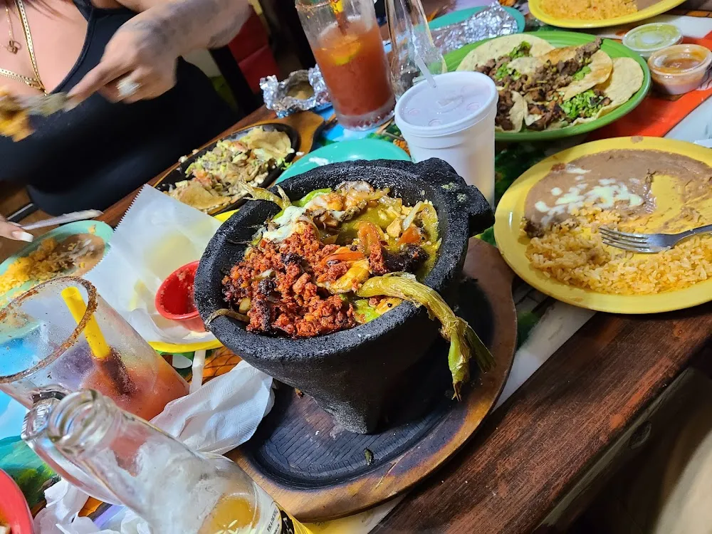 Molcajete